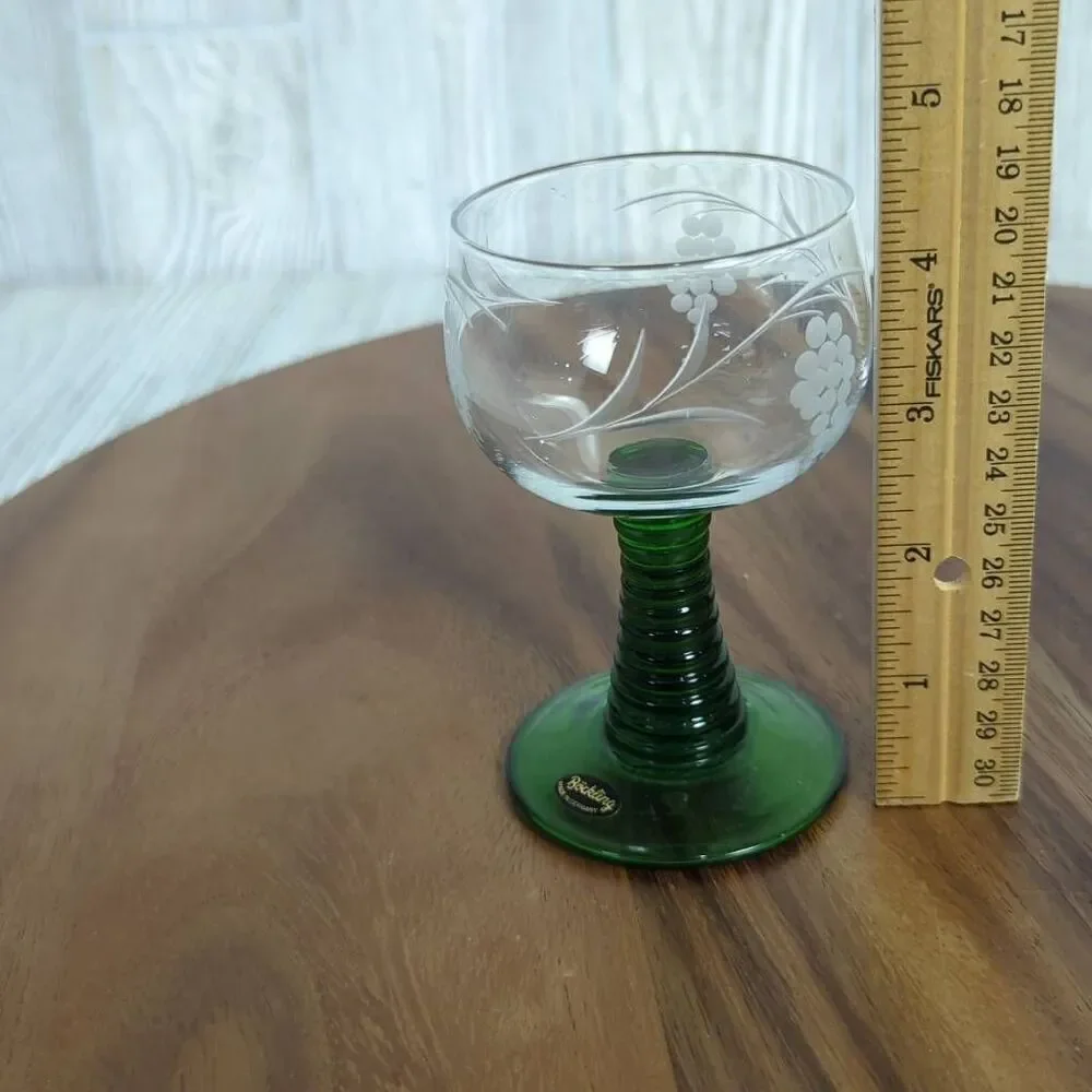 German Roemer Bockling Wine Glass Etched Grapes Design Beehive Green Stem